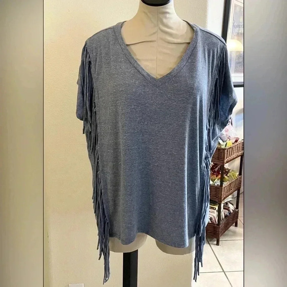 Heather Blue Tee with Fringe - Picture 4 of 9